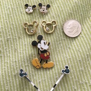 5 piece Vintage Disney memorabilia
